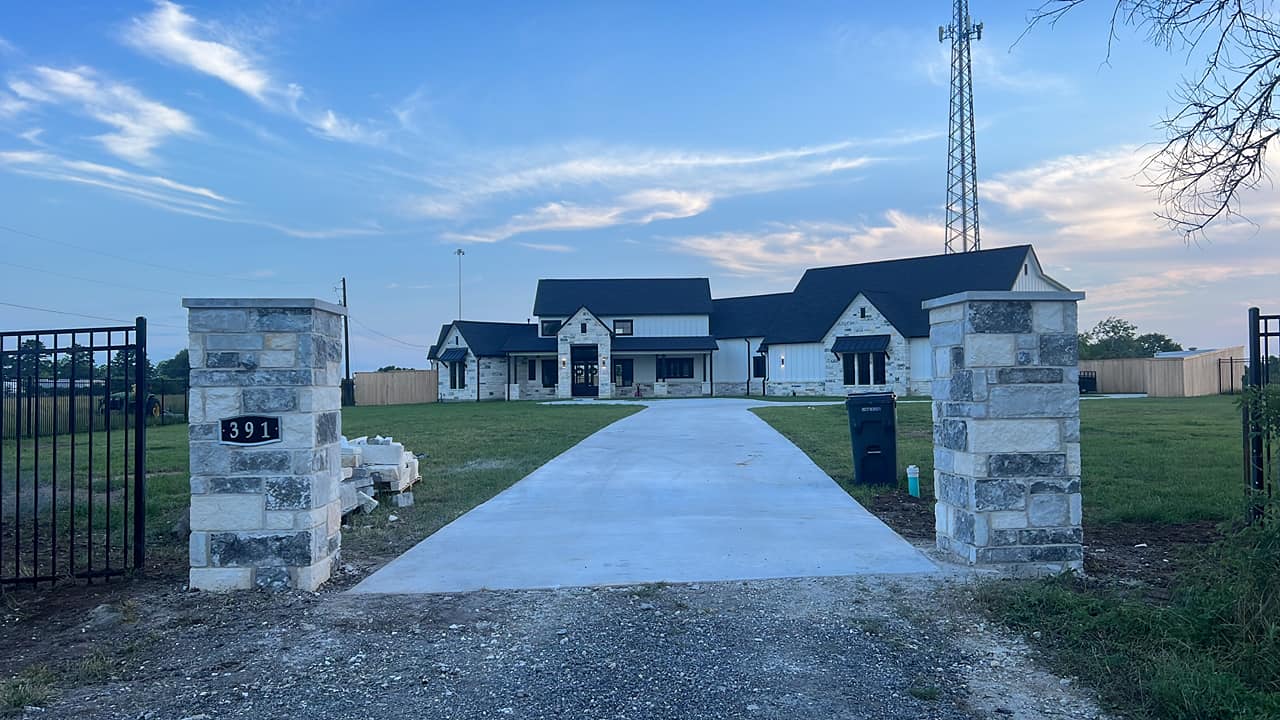 482015557_651206903973110_6072378399384578622_n