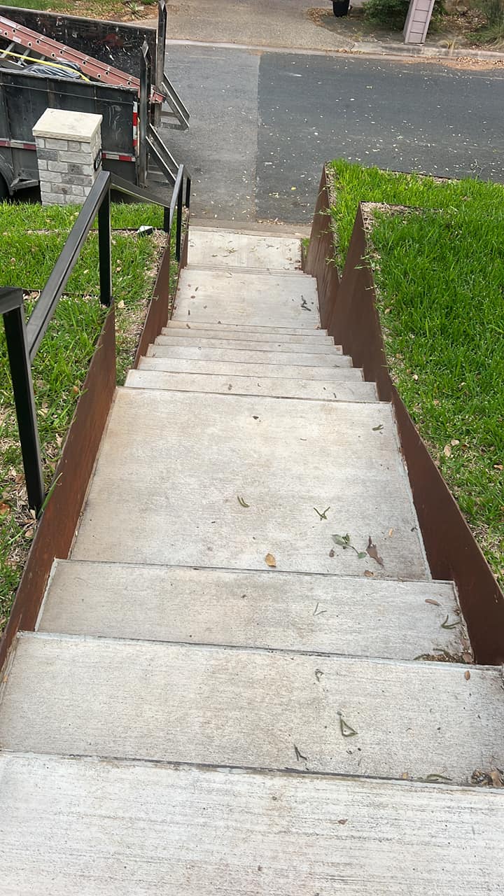 490030858_683742390719561_6007133108700922107_n